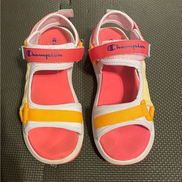 CHAMPION WOMENS RECAP BEST SANDAL - PEACH - SIZE 7 WOMENS - Picture 1 of 5